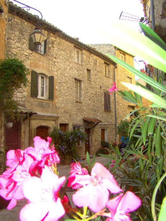 Aux 3 Lits Qui Chantent - Au Village ว็องส์ ภายนอก รูปภาพ